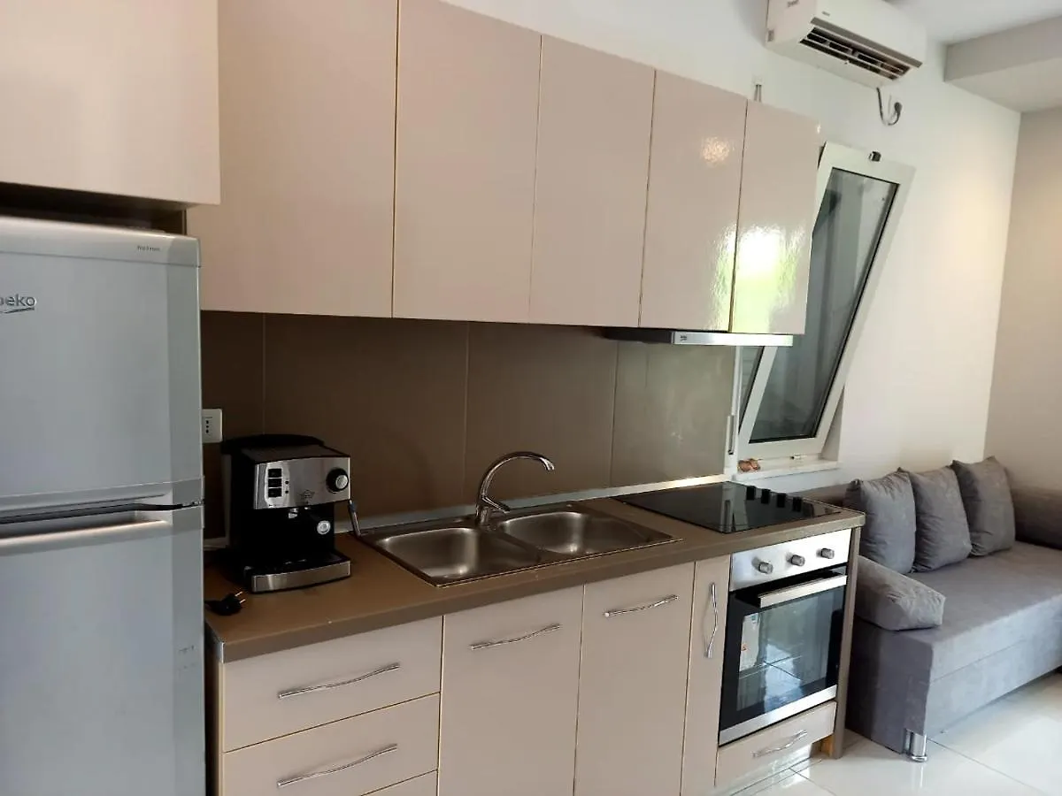Stella Marina Family Apartment 2 Dhërmi Albania
